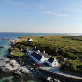 Guinness House, hotel i Ballyconneely