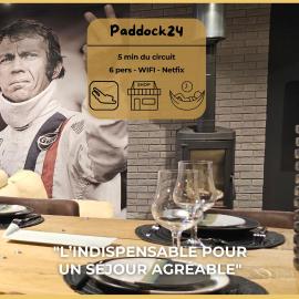 PADDOCK 24 Arnage - Loft Le Mans, hotelli kohteessa Arnage