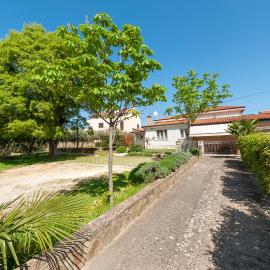 Holiday Home Istarska, private garden and hot tub, ξενοδοχείο σε Rovinj