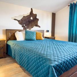 Private cozy at Alpin Lodge Studio + SPA Complex