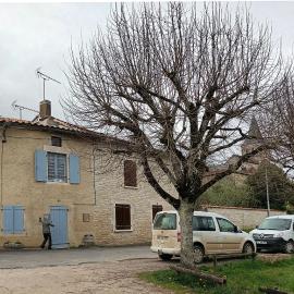 Au bord de la rivière, hotel di Verteuil-sur-Charente