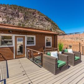 736 1/2 B Main Street, Loft Studio