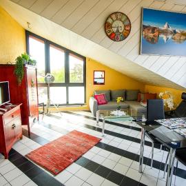 Schönes Studio in der Rheinebene, zentral gelegen, hotel i Rheinstetten