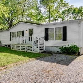 Quiet 'Horseshoe Hill House' By Lake Barkley!, hotel din Cadiz