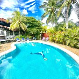 Rancho Rebecca, villa de lujo para un Max 10 personas, vistas panorámicas playa y montañas, piscina, 5 H, 5 B en Guarame, Isla de Margarita, hotel in Guarame