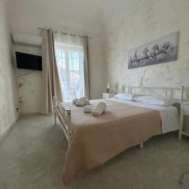 Naumachia House, hotel din Catania