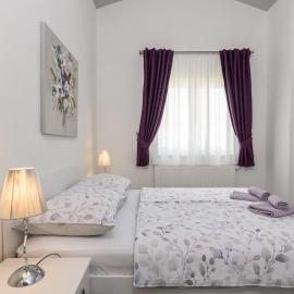 Rooms Anna – hotel w Trogirze
