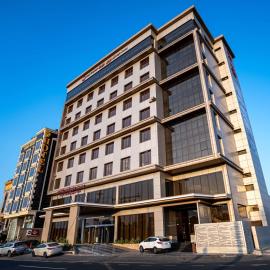 Best Western Plus Danat Almansak Hotel, hotel u gradu Aba