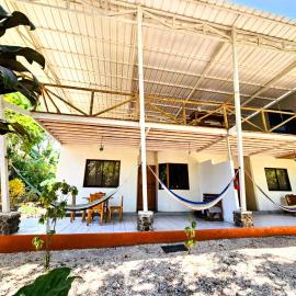 Don Jon's Surf and Yoga Lodge