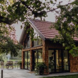 Chalet im Obstgarten