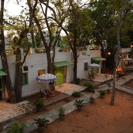 Heli Pushkar, hotel Puskárban