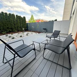IOS Apartments - Garden with Free Parking