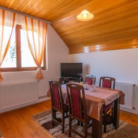 Kod Goluba na Tari, hotel in Šljivovica