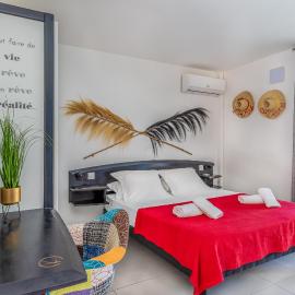 Le Kanmpo - 2 min - Plage sans sargasse - Cocon créole pour couples - Marie-Galante, hotel a Grand-Bourg