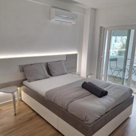 Lisbon South Bay Rooms 2, Hotel in Almada