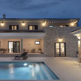 Villa Zrinchi ZadarVillas