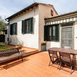Casa Luana San Concordio - Affitti Brevi Italia, hotell Luccas