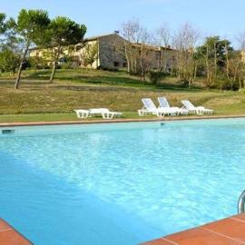 Comfy country home in Asciano