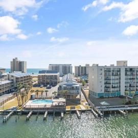 Lei Lani Village 112 by Vacation Homes Collection, hotell i Orange Beach