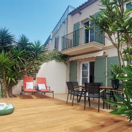 Cosy marina moderne et spacieuse, hotel in Aigues-Mortes