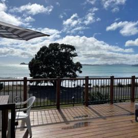 Pencarrow - Bach, Hotel in Russell