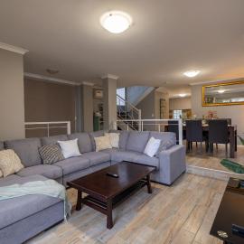 Urban Oasis Hideaway, מלון בפרת'