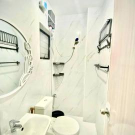 Prestige 3 Bedroom near Malls & Airport in Davao, hotel v destinácii Davao