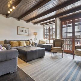 Luderna - Casa con terraza Unhola, hotel a Bagergue