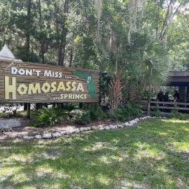 Chazz Doorway Duplex, hotel in Homosassa