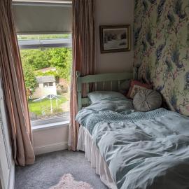 6 Trinity grove Ella street HU5 3BB