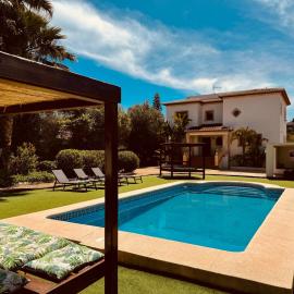 Javea Dream Luxury Villa with Pool, Lounge, BBQ, Airco, Wifi, hotel a Balcon del Mar