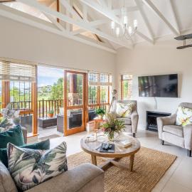 Luxury , space and views - Pezula Villa 13, Hotel in Knysna