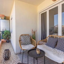Stunning Apartment In El Campello With Wifi, hotel in El Campello