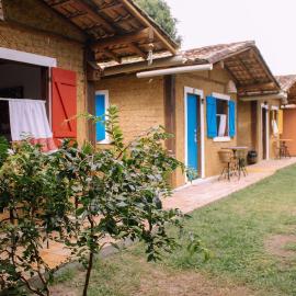 Quinta dos Samaniego - Chalés Rústicos e Suítes, khách sạn ở Itaúnas