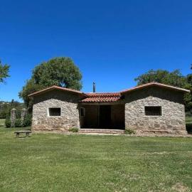 Casa de campo Lago Cardiel, hotel in Huerta Grande