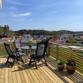 Stuga Tjörn/Almösund, hotel i Almösund