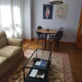 Céntrico apartamento Oviedo Parking y wifi gratuitos Admite mascotas