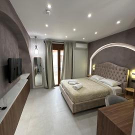 Incanto Luxury Suites 2, hotel in Nafpaktos