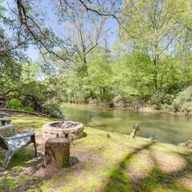 Pet-Friendly Ellijay Vacation Rental w/ Hot Tub!