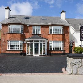 Urban Nest Townhouse, hotelli Galwayssa