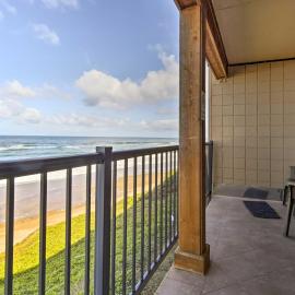 Beachfront Lincoln City Condo-Patio & Pool Access!