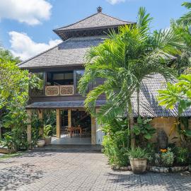 The Retreat Private Villa Bingin Beach