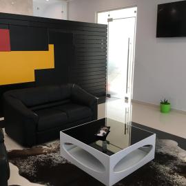 Hotel Ascua, hotell i Tirana