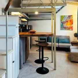 Casaluna, centre village, joli petit studio