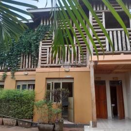 BeezBinn، فندق في Hoima