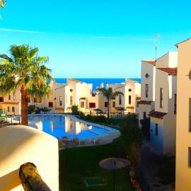 Suitur vista Bahía apartment with jucuzzi barbacue, hotel a Casares