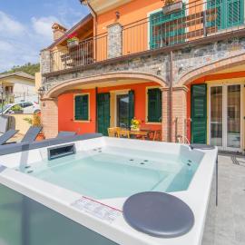 045b - Villetta Moderna 02-24E con VASCA IDROMASSAGGIO in giardino, solo 15 minuti da Mare e Spiaggia - Posto Auto GRATUITO