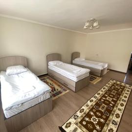 31 Guest House, hotel in Naryn