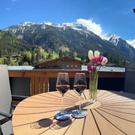 Apartment Waldherz, hotel in Wald im Pinzgau