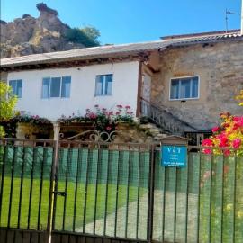 Turismo en Babia Bajo los nidos, hotel in San Emiliano